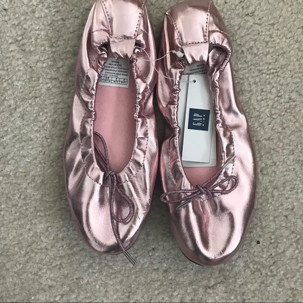 Gap girls flats